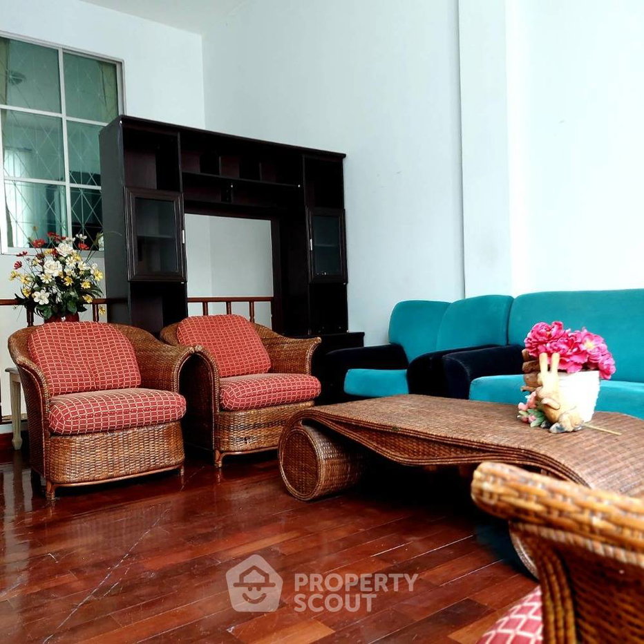 รูป ทาวน์เฮาส์ 3 ห้องนอน 263 ตร.ม. Baan Klang Muang The Paris Rama 9-Ramkamhaeng ARL หัวหมาก (ID 1417160) - รูปที่ 3/16