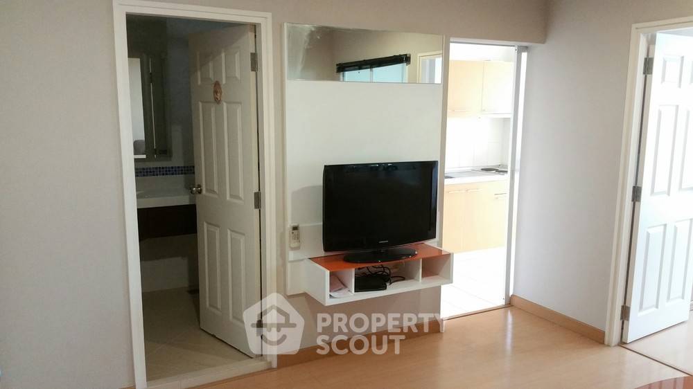 picture Great Value 1-BR At Life @ Sukhumvit 65, 300m To BTS Phra Khanong (ID 302981) - 11/12