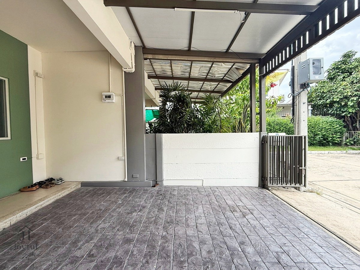 รูป ขายทาวน์โฮม LPN Townville เพิ่มสิน–วัชรพล | รีโนเวทใหม่ พร้อมอยู่ | ประหยัดพลังงานด้วย Solar Cell - รูปที่ 30/35
