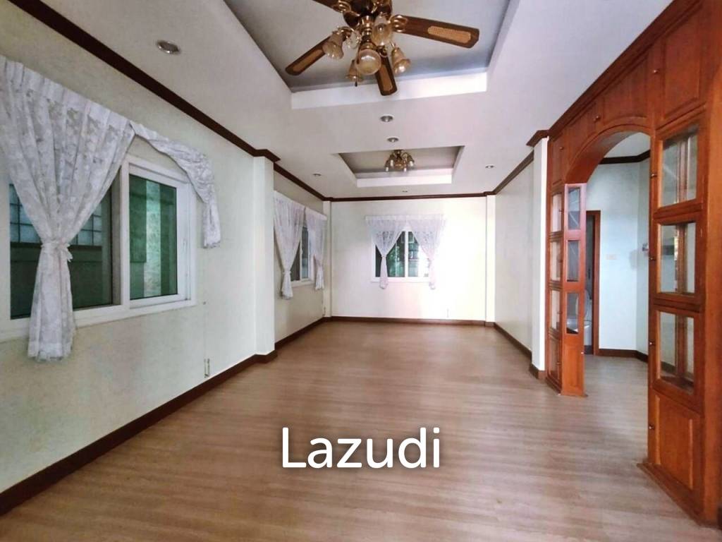 รูป ขายบ้าน 4 ห้องนอนไม่มีเฟอร์นิเจอร์ - รูปที่ 4/24