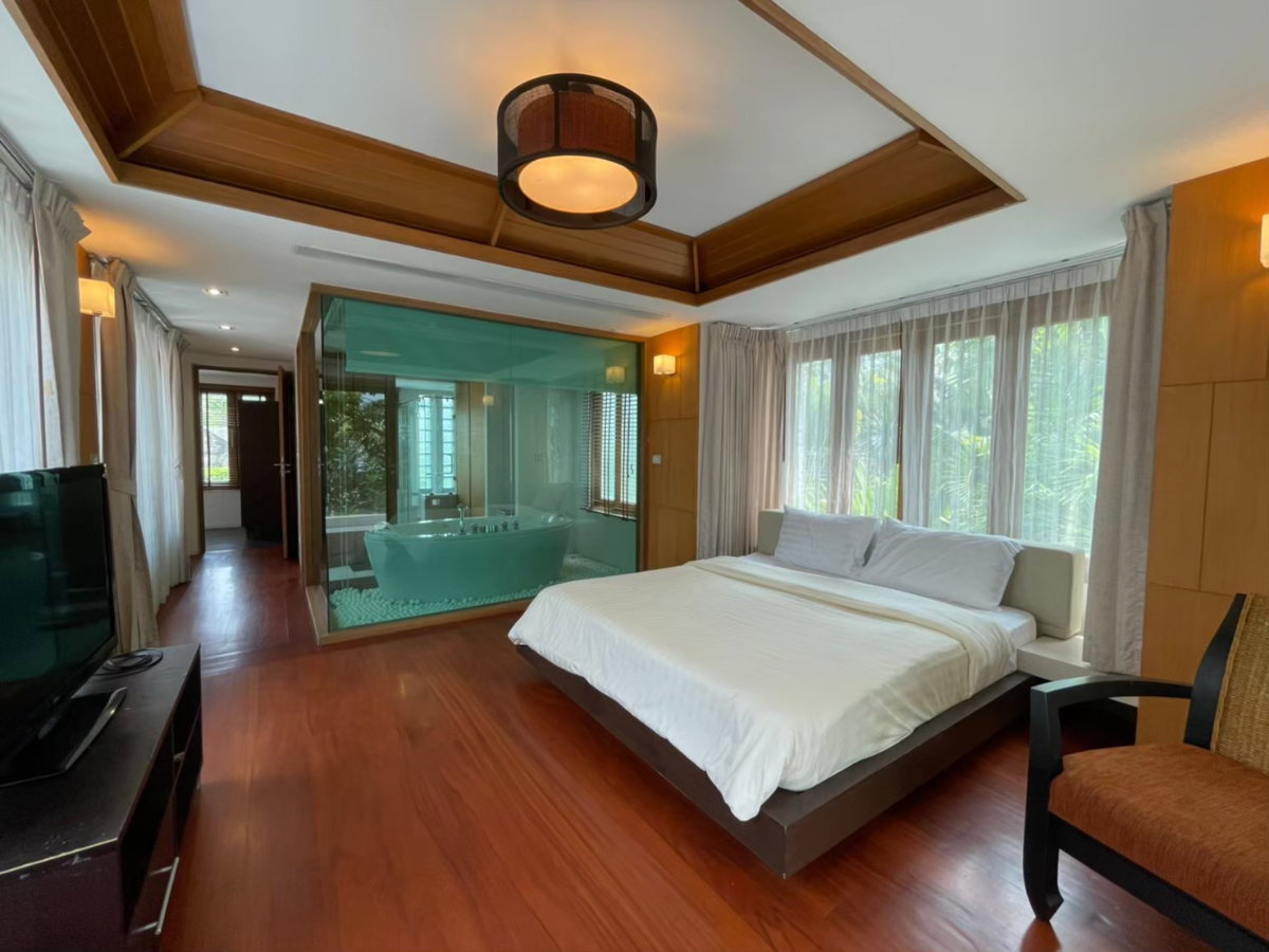 picture Luxury Beachfront House North Pattaya / 5 Bedrooms (FOR RENT) KP020 - 21/22