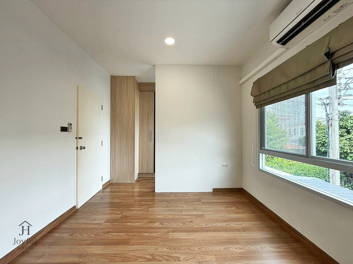 รูป ขายทาวน์โฮม LPN Townville เพิ่มสิน–วัชรพล | รีโนเวทใหม่ พร้อมอยู่ | ประหยัดพลังงานด้วย Solar Cell - รูปที่ 14/35