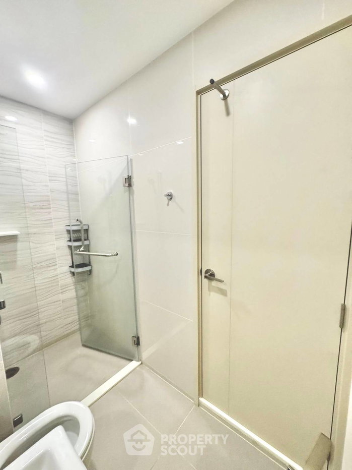 picture 1-BR At LIFE Rama 4 - Asoke Near MRT Queen Sirikit (ID 2253546) - 16/25