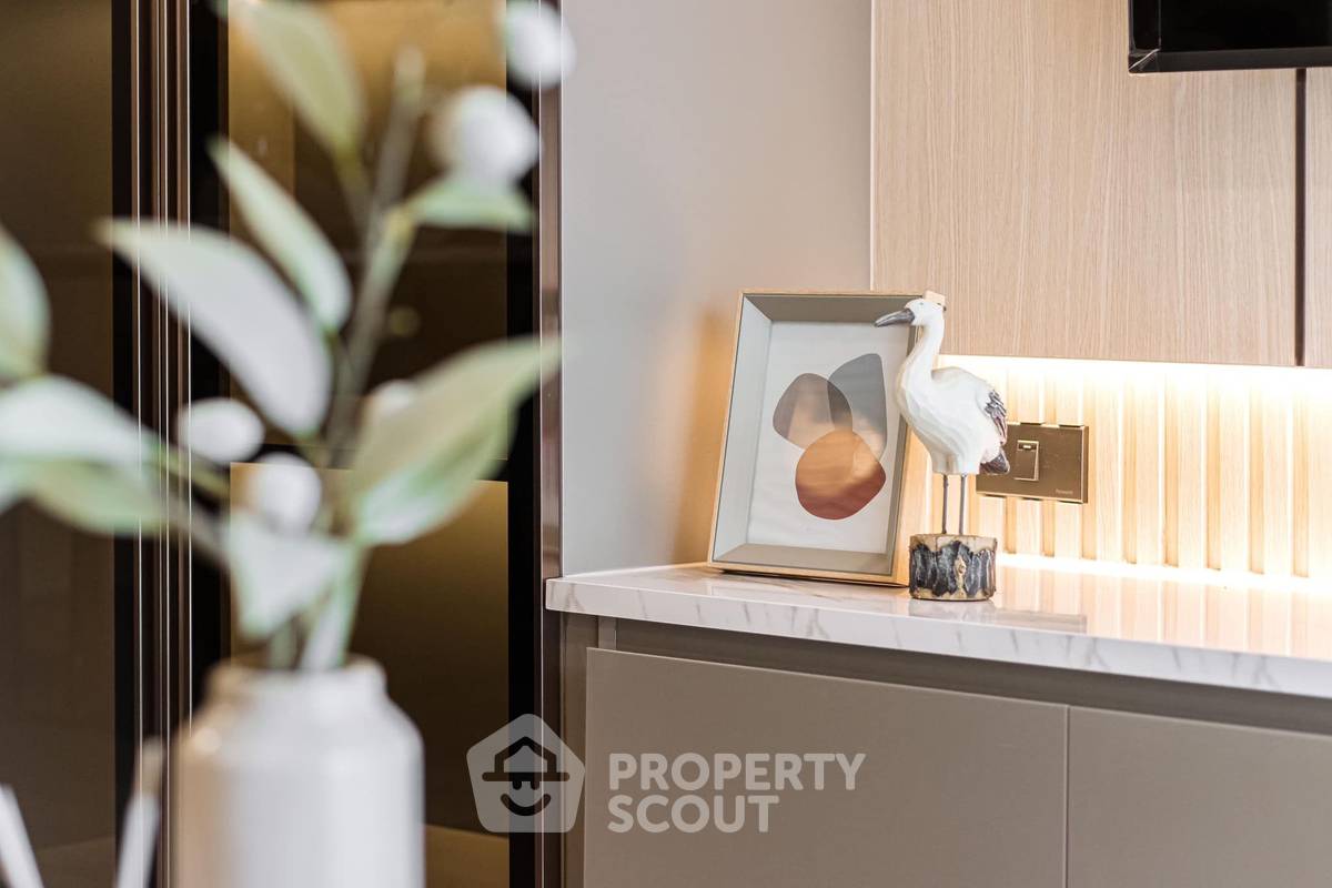picture 2-BR Condo At Q Prasarnmit Near MRT Phetchaburi (ID 1489861) - 5/10