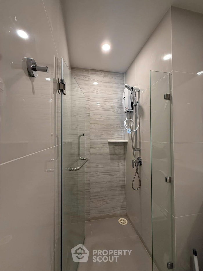picture 1-BR Condo At LIFE Rama 4 - Asoke Near MRT Queen Sirikit (ID 3157172) - 5/6