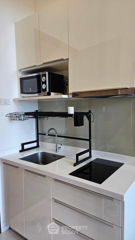 picture 16th-Floor 1-BR At Chewathai Residence Asoke Near ARL Makkasan (ID 1544926) - 8/8