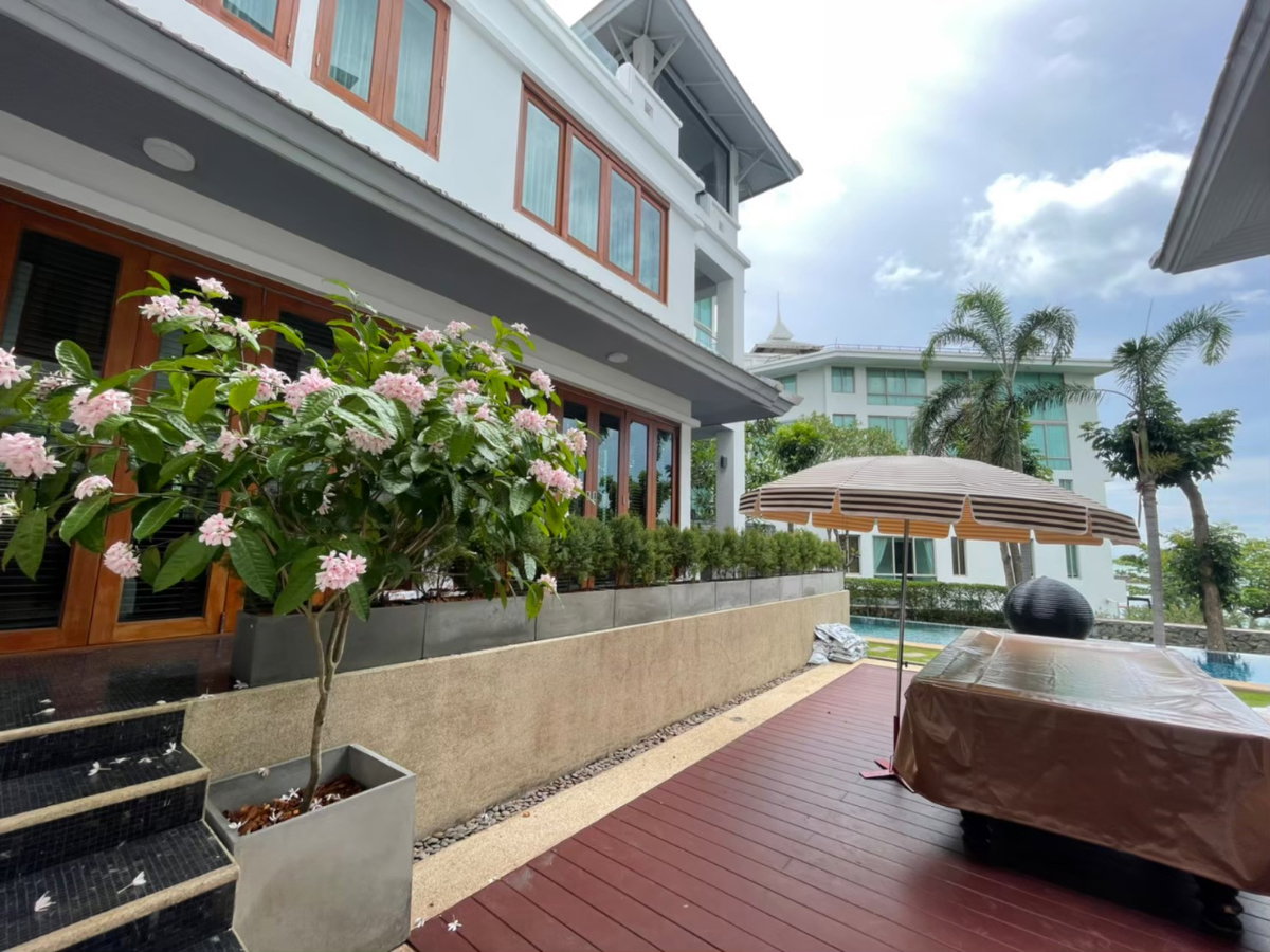 picture Luxury Beachfront House North Pattaya / 5 Bedrooms (FOR RENT) KP020 - 2/22