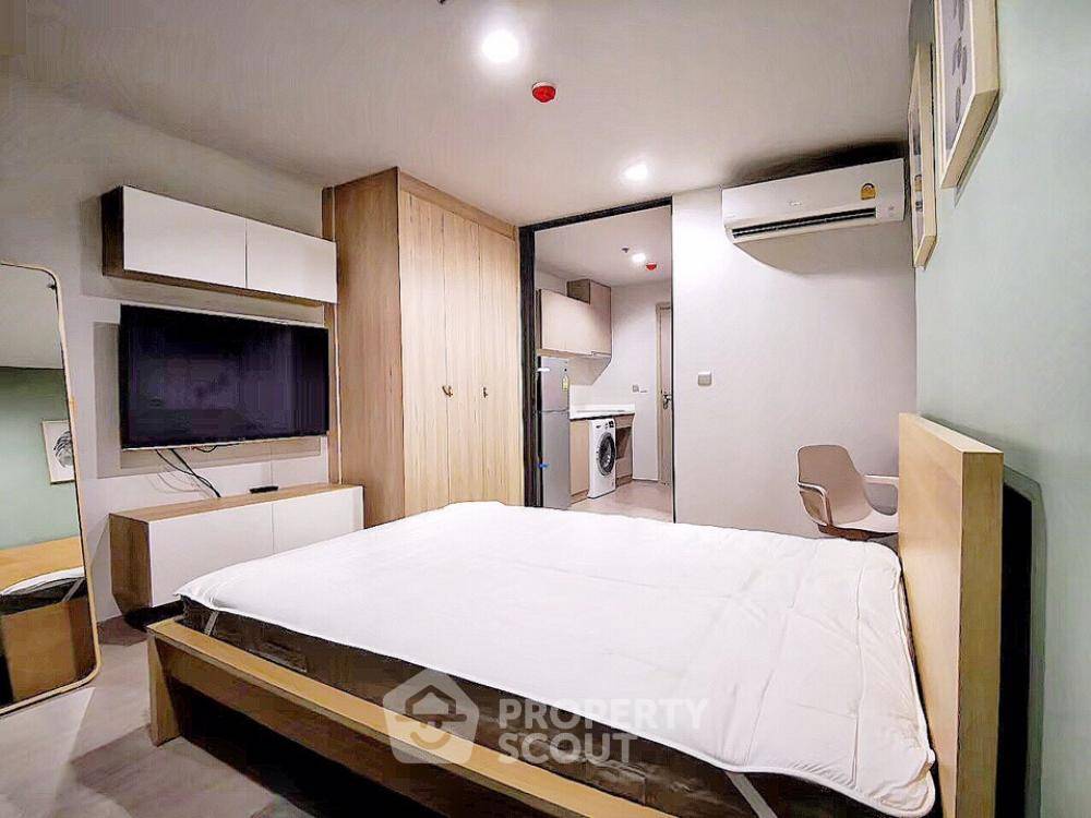 picture Great Value 1-BR 37th-Floor Life Ladprao Near BTS Ha Yaek Lat Phrao (ID 497027) - 3/7