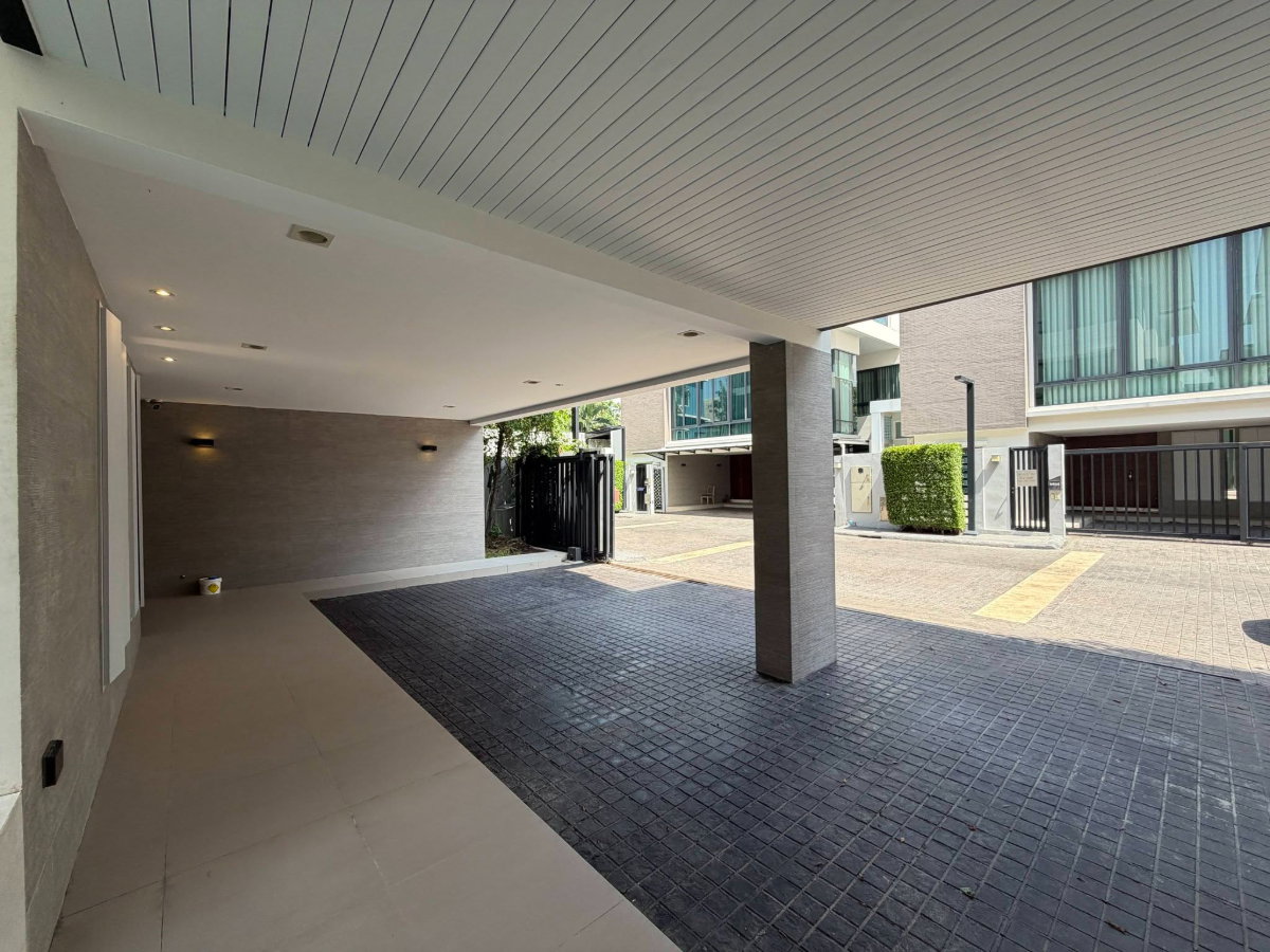 รูป ให้เช่า 📍 The Glamor Ekkamai – Praditmanutham 📍 3 ห้องนอน 4 ห้องน้ำ ตกแต่งสวยพร้อมเฟอร์นิเจอร์และเครื่องใช้ไฟฟ้า - รูปที่ 4/17