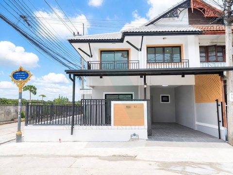 📌 ขายทาวน์เฮาส์ โครงการ บ้านพฤกษา 3 บางบัวทอง 2 ชั้น 3 ห้องนอน 2 ห้องน้ำ