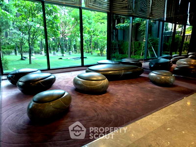 Condos for sale : 15th-Floor 1-BR At Rhythm Sukhumvit 36-38 Near BTS Thong Lor (ID 3156807)