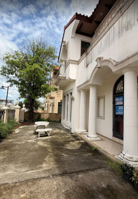 picture HOME 111.6 Sq.w. Bang Khun Thian Bangkok for 13.2M - 3/11