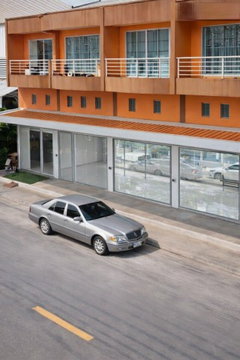Mittraphap Brewery, Korat, Sirinakhon Road, building 3 and a half floors, 2 booths, 6 bedrooms, Lotus Korat West, Hop Inn Nakhon Ratchasima 8 Nam,