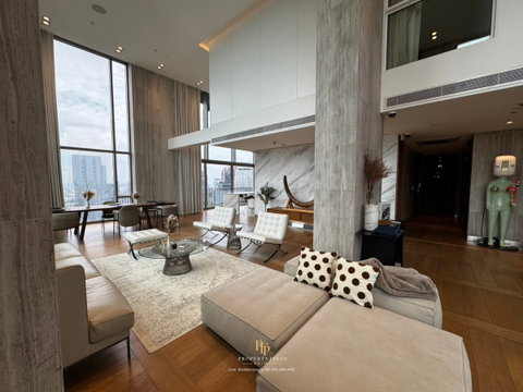 Duplex Penthouse at Ashton Morph 38 Fully Furnished & Pet Friendly