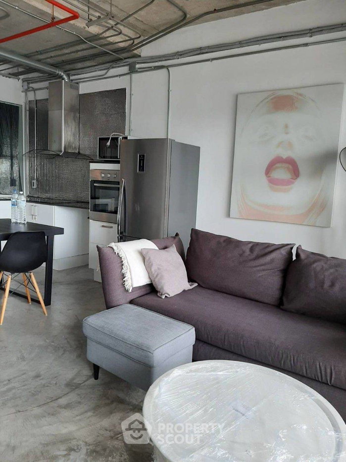 picture 40th-Floor 2-BR Nusa State Tower Condominium Near BTS Saphan Taksin (ID 1258717) - 3/17