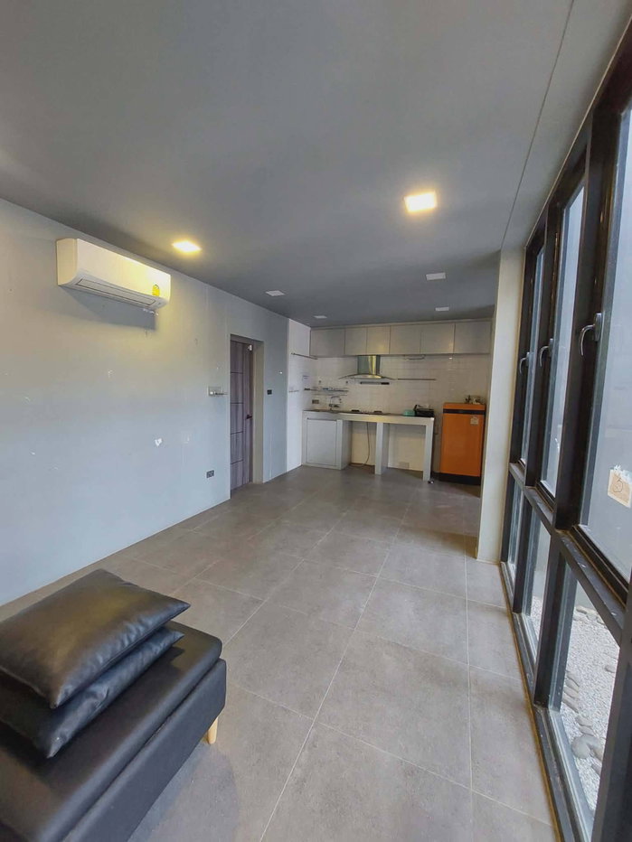 รูป ขายบ้านเดี่ยวสองชั้นสไตล์โมเดิร์นพื้นที่กว้าง - รูปที่ 21/24