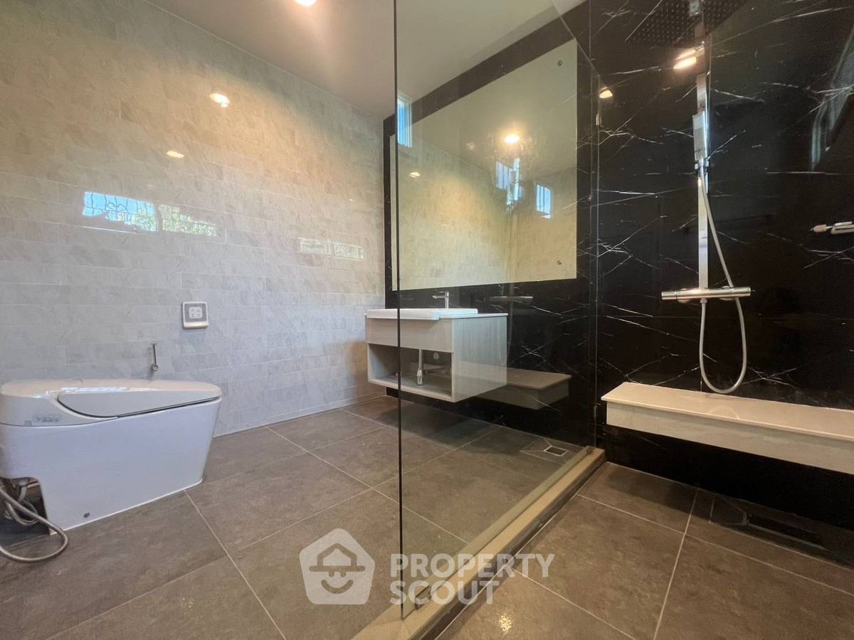 picture Pet-Friendly 7-BR House With 1,000 Sqm In Bang Kaeo (ID 2107543) - 24/49