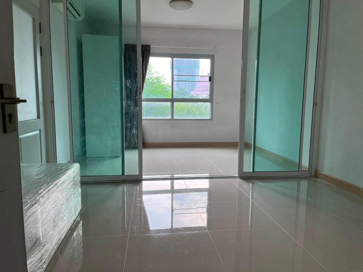 picture Condolette 624 Ladprao–Bangkapi | THB 7,500/Month | Garden View | Near MRT & The Mall Bangkapi | Fully Furnished - 2/5