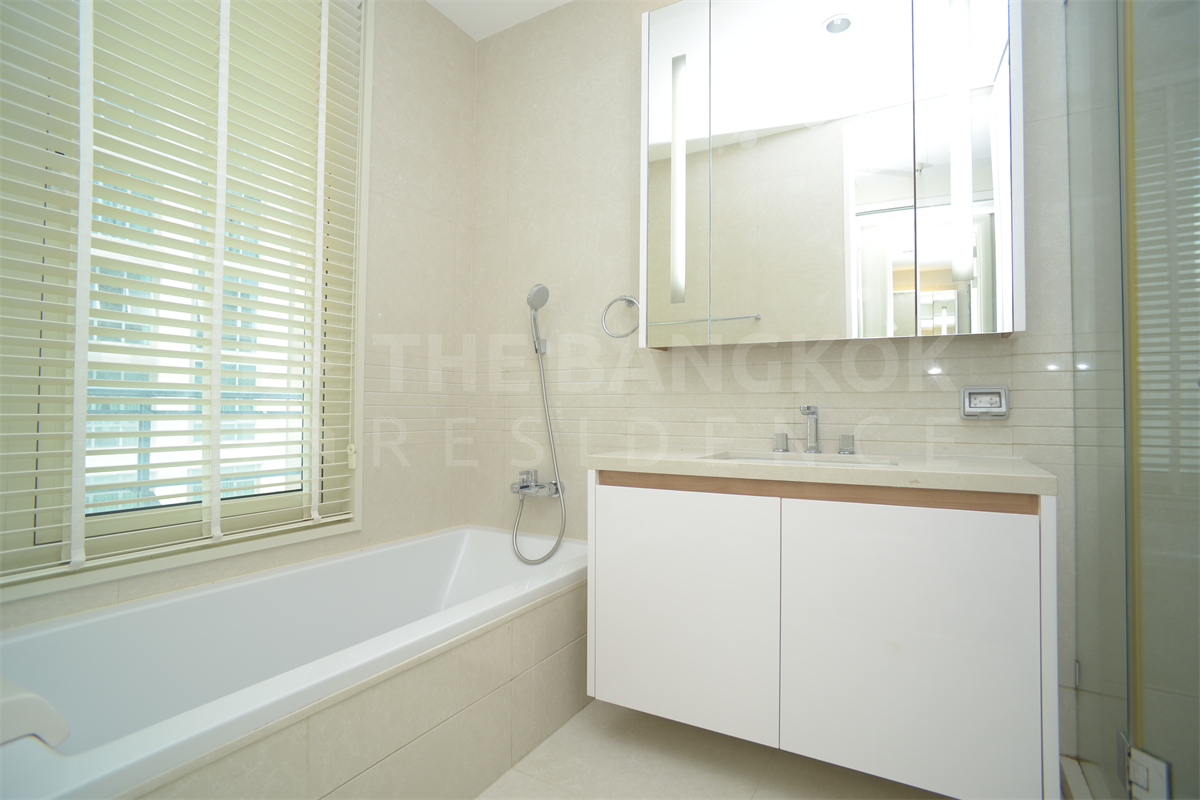 picture Q Langsuan Ultimate Luxury Lifestyle with Convenience near BTS Ratchadamri - 7/10