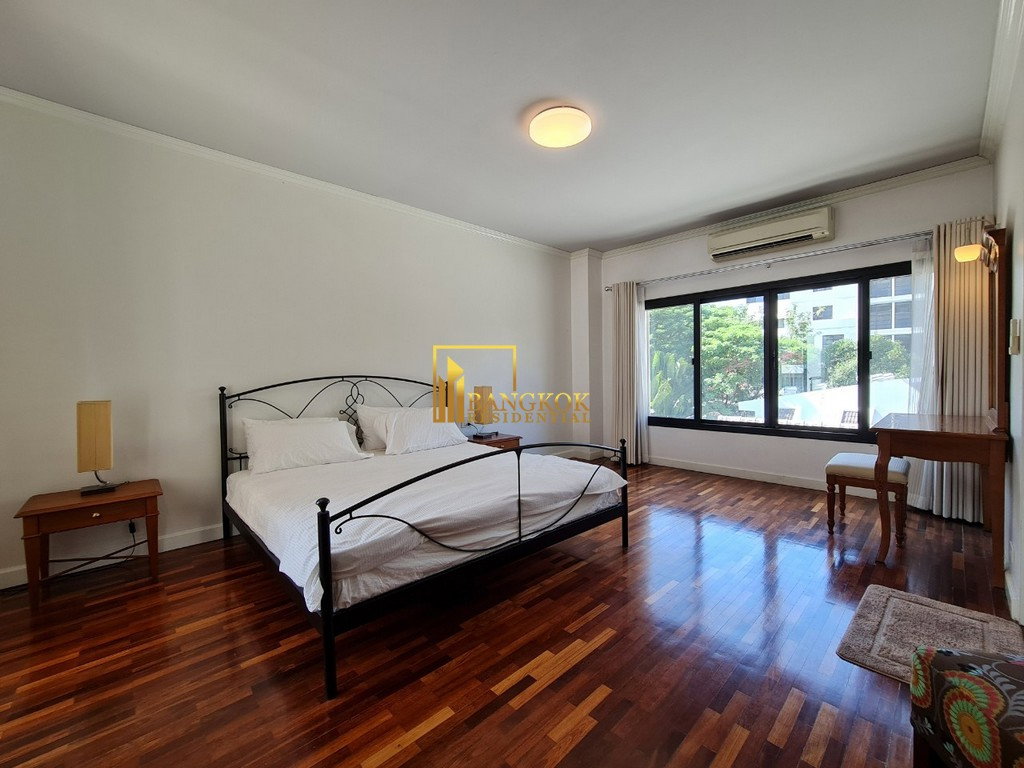 picture Elegant 3 Bedroom Apartment in Sathorn - BR0110AP - 10/31