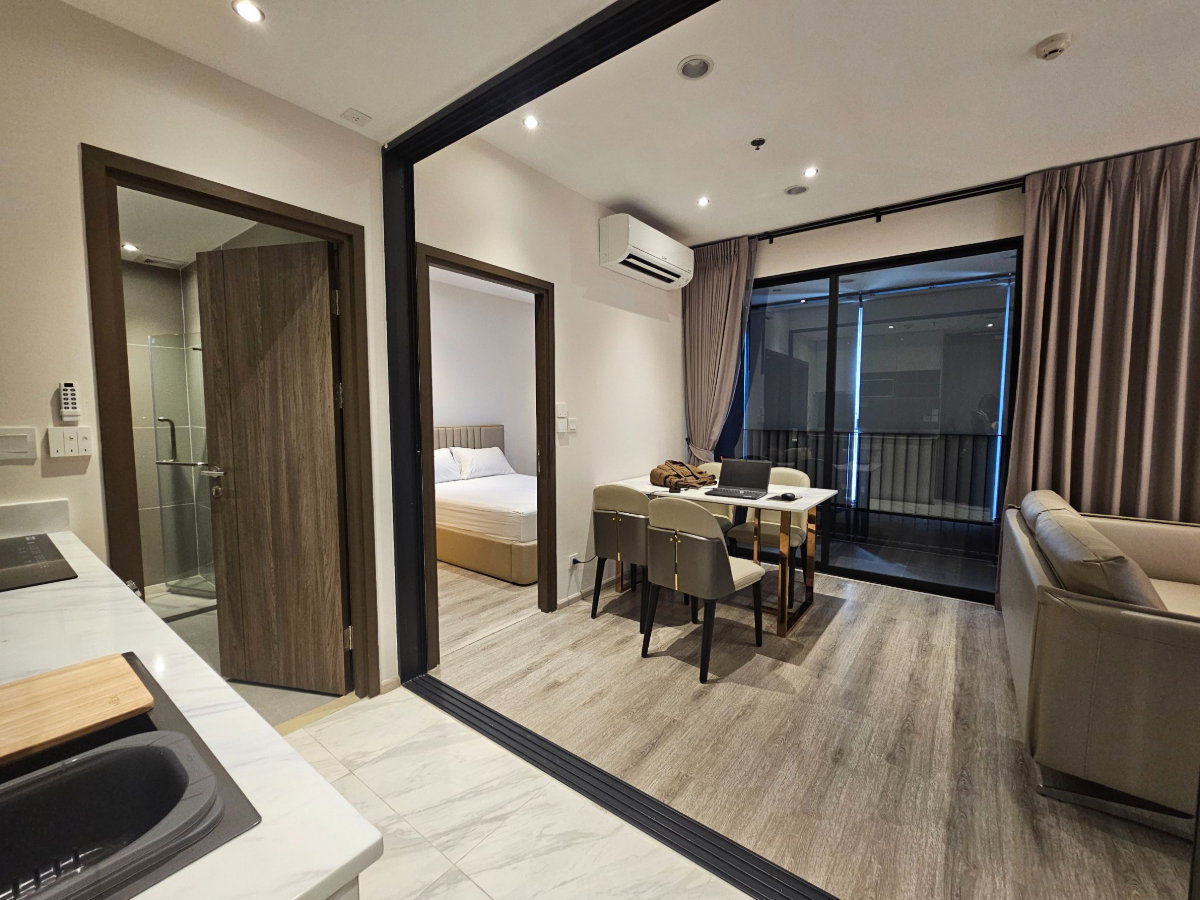 รูป ✨🏙️ ให้เช่า IDEO MOBI Asoke | 2 ห้องนอน บิวท์อินใหม่ทั้งห้อง ใจกลาง New CBD ใกล้ MRT พระราม 9 - รูปที่ 2/17