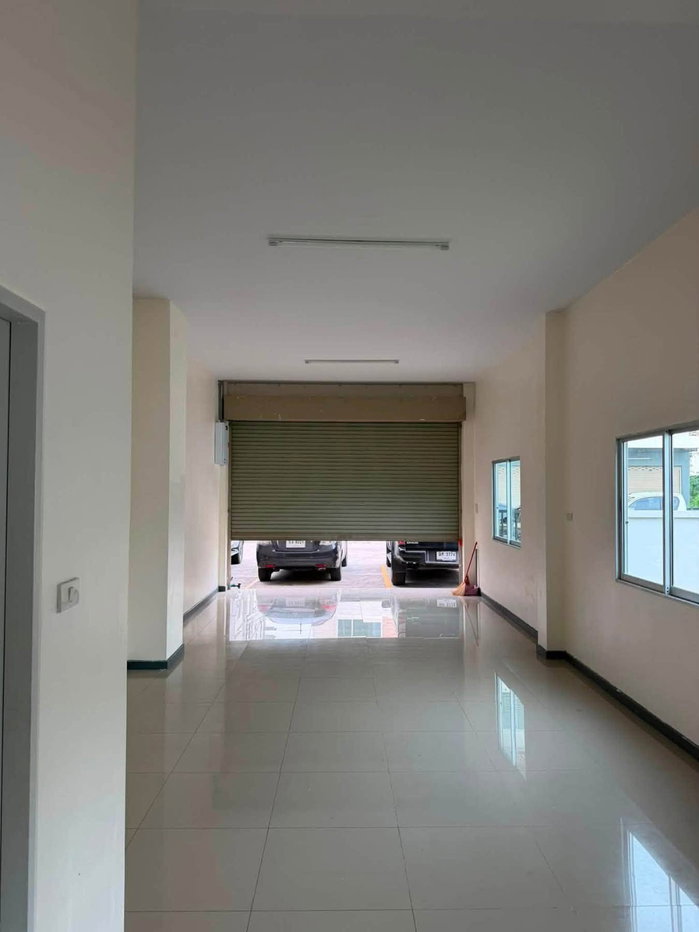 รูป ให้เชาอาคารพาณิชย์ 3 ชั้น ชากกระปอก เครือสหพัฒน์ ศรีราชา - รูปที่ 16/18