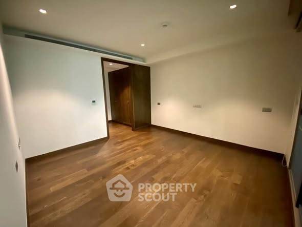 รูป คอนโด 3 ห้องนอน ขนาด 301 ตร.ม. Supreme Legend Condominium ใกล้ MRT คลองเตย (ID 3156901) - รูปที่ 3/19