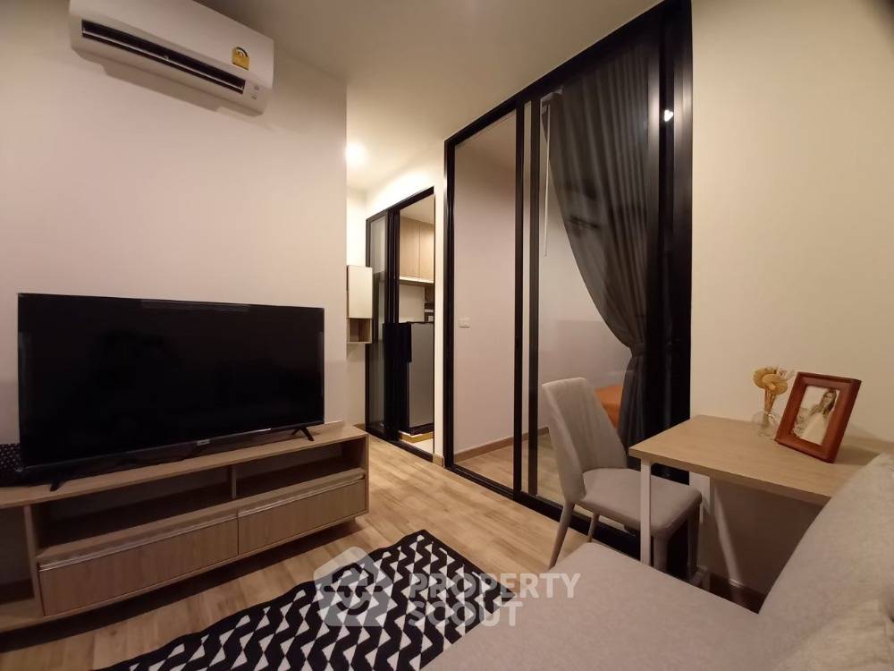 picture 26th-Floor 1-BR Niche Mono Sukhumvit-Bearing Near BTS Bearing (ID 2002018) - 1/6