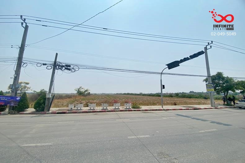 รูป ขายที่ดินแปลงใหญ่ 43 ไร่ 15.5 ตร.ว. ติดถนนไมตรีจิต หนองจอก ทำเลดี - รูปที่ 2/8