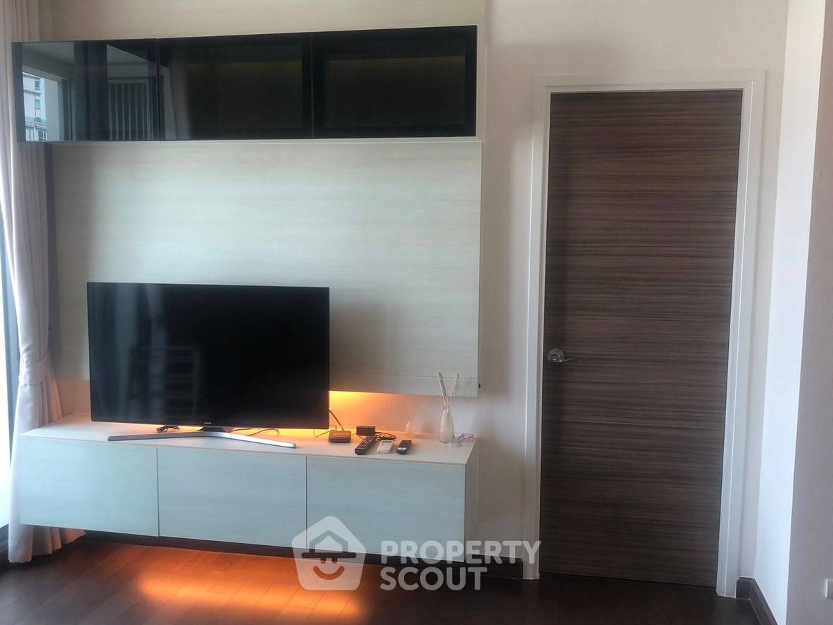 picture 100m From MRT Phetchaburi | 1-BR Q Asoke, 32nd Floor (ID 2867220) - 2/7
