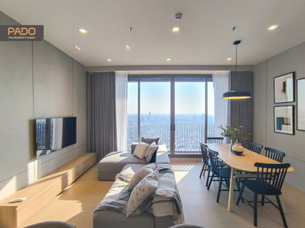For Sale | Rhythm Charoenkrung Pavillion | 2 Bedrooms | 2 Bathrooms | 1 Maid's Room with En-suite Bathroom | 37th Floor