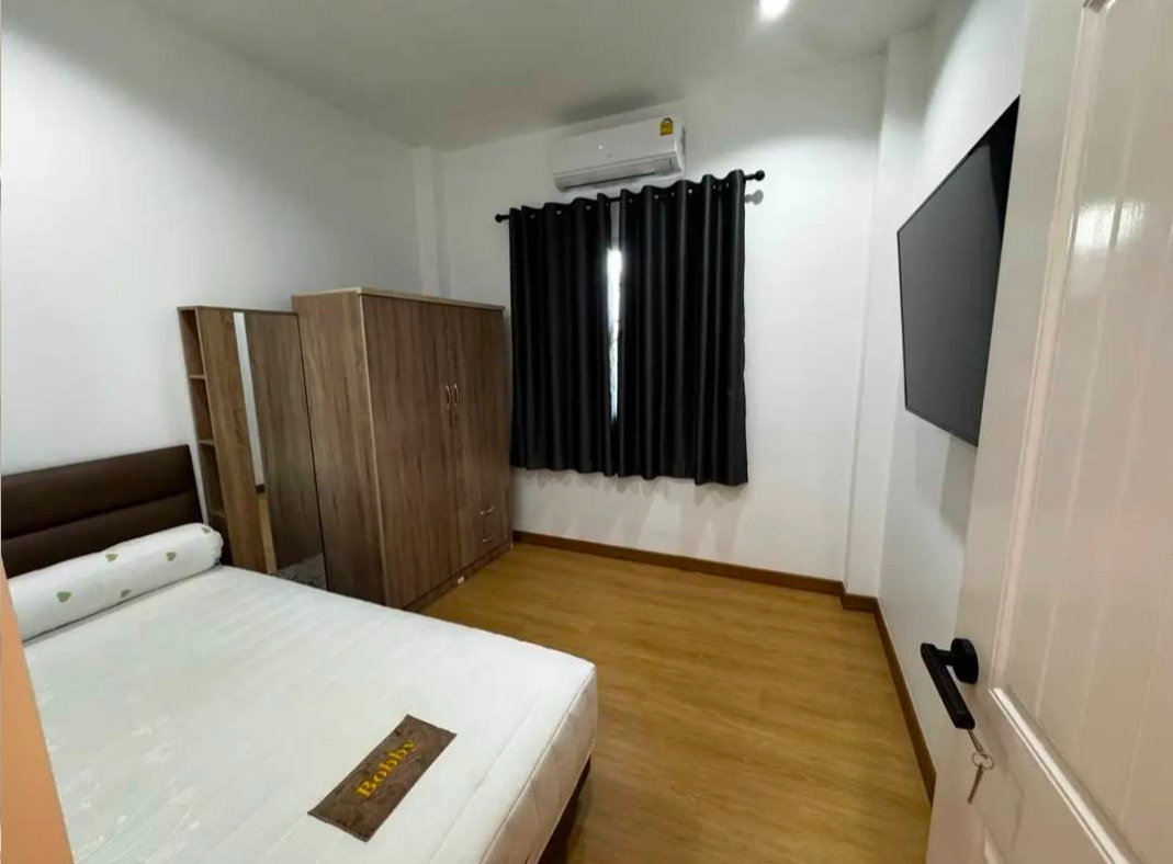รูป ปล่อยเช่า บ้านใหม่พร้อมเฟอร์ฯ โซนสารภี - ดอนแก้ว เชียงใหม่ ใกล้โรงเรียนวชิราลัย เดินทางสะดวก (R1406) T.0946511456 - รูปที่ 5/9