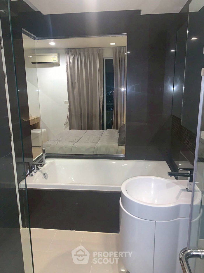 picture 34th-Floor 1-BR At Rhythm Sukhumvit 50, 200m To BTS On Nut (ID 2799679) - 7/16