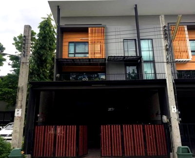 เช่าโฮมออฟฟิศ ถนนนวมินทร์ : ให้เช่าทาวน์โฮม 3 ชั้น หมู่บ้านอีโค สเปซ Eco Space เกษตร-นวมินทร์ แอร์ 4 เครื่อง เฟอร์นิเจอร์บางส่วน อยู่อาศัย หรือ Home Office จดบริษัทได้