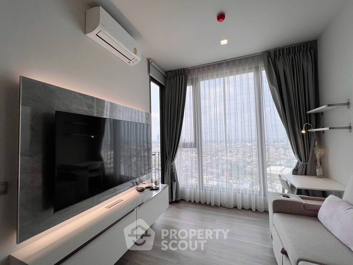 picture High-Floor 1-BR At Rhythm Charoenkrung Pavilion Near BTS Saphan Taksin (ID 2284424) - 2/11