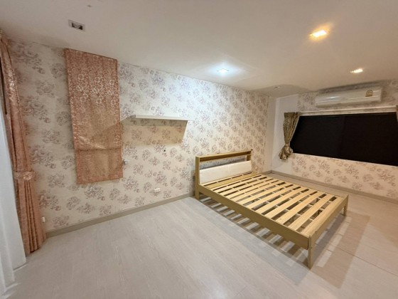 รูป ให้เช่าทาวน์โฮม 3 ชั้น หมู่บ้านอีโค สเปซ Eco Space เกษตร-นวมินทร์ แอร์ 4 เครื่อง เฟอร์นิเจอร์บางส่วน อยู่อาศัย หรือ Home Office จดบริษัทได้ - รูปที่ 10/15