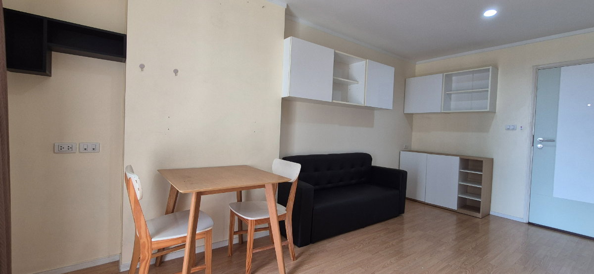 picture Fully furnished room for rent , near ARL and MRT Huamak station - 4/14