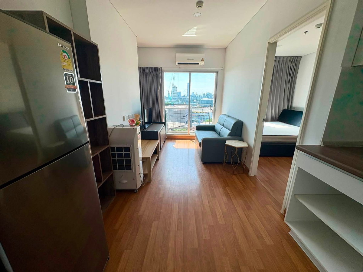 รูป Rent Lumpini place รัชดา - สาธุ 28 ตรม. 1นอน เฟอร์ครบ 12,500 บาท - รูปที่ 1/9