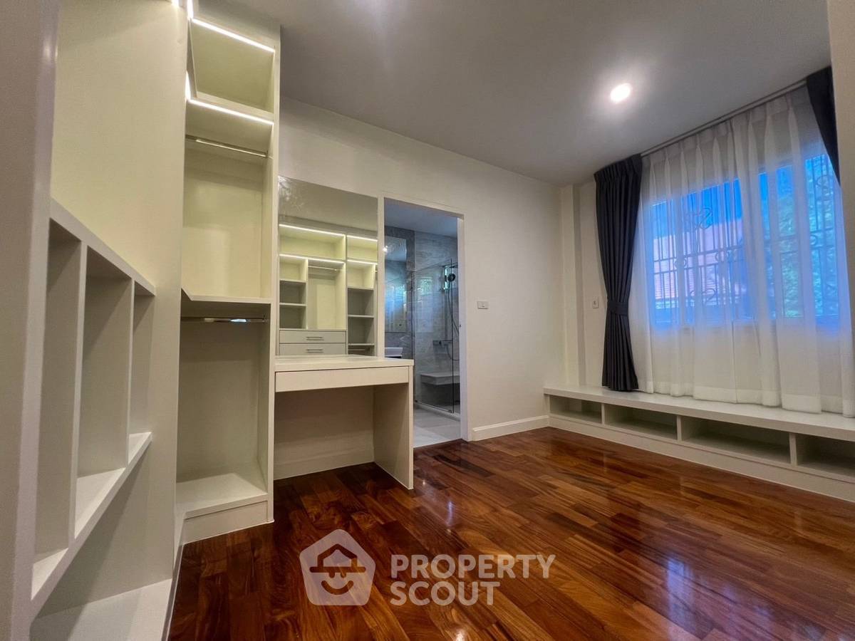 picture Pet-Friendly 7-BR House With 1,000 Sqm In Bang Kaeo (ID 2107543) - 14/49