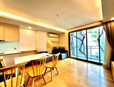 คอนโดให้เช่า : Via Botani | Modern 2 Bedroom Condo For Rent in Thonglor - BR2705CD