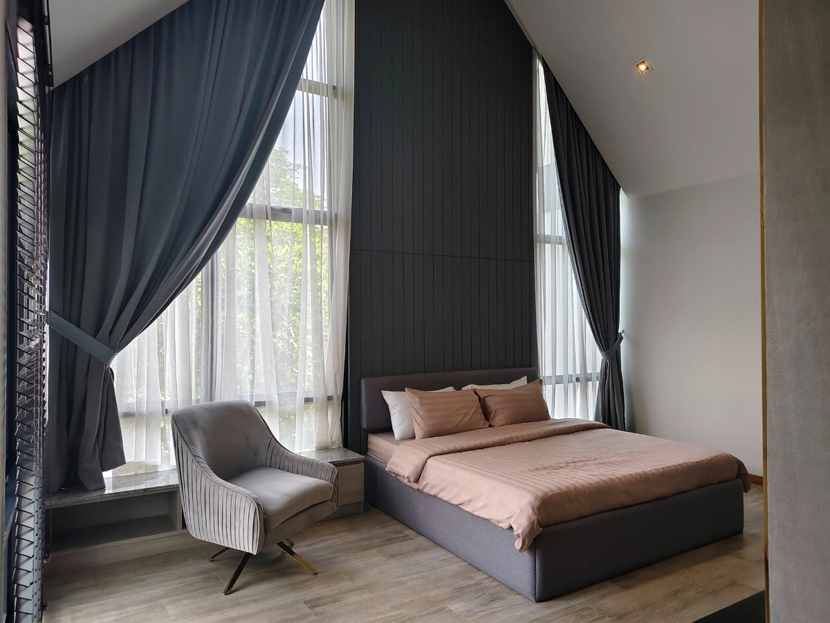 picture POOL VILLA, BAAN WANG TARN 2, Elegant 2-Storey Modern Contemporary Pool Villa. - 15/56