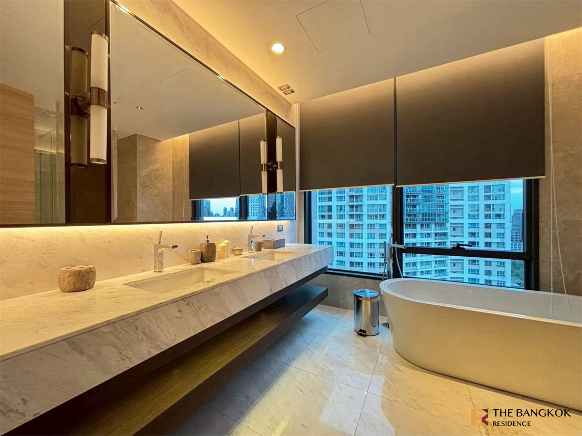 picture Sindhorn Residence - 4/10