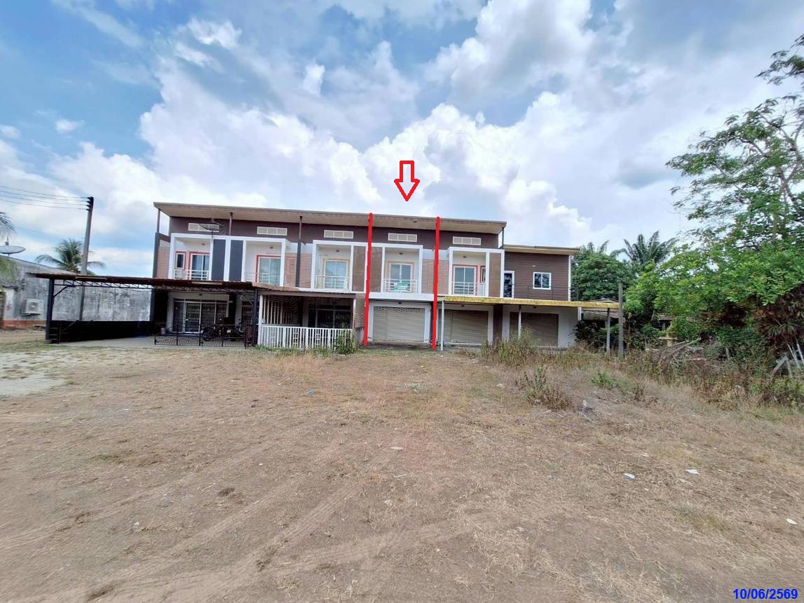 picture SHOP HOUSE 33.2 Sq.w. Wang Wiset Trang for 3.3M - 12/26