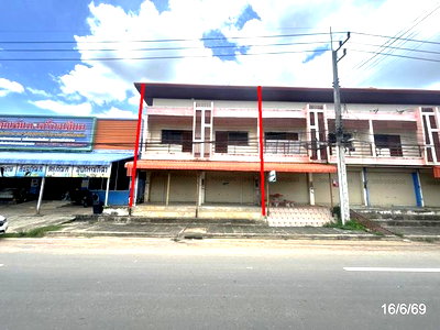 Shophouses for sale Surin : SHOP HOUSE 38 Sq.w. Bua Chet Surin for 4.9M