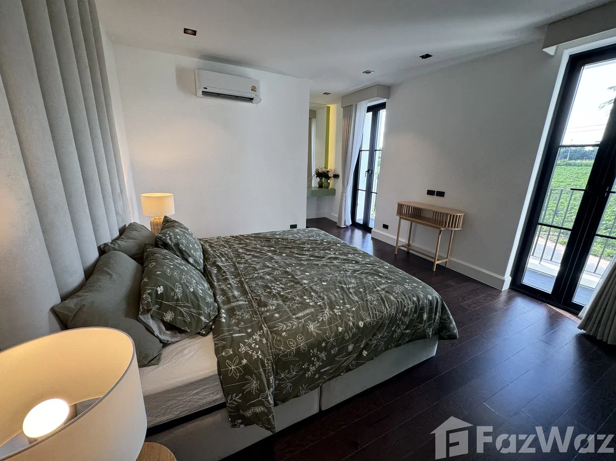 picture Highgrove Villas 6648698 - 13/29