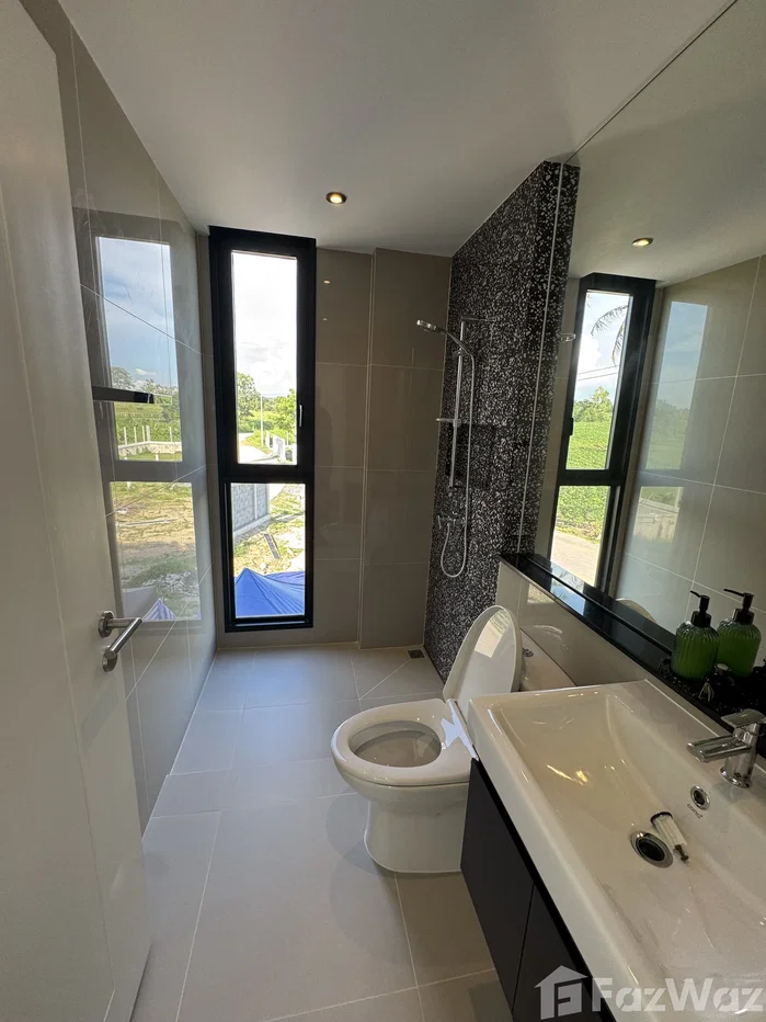 picture Highgrove Villas 6648698 - 16/29