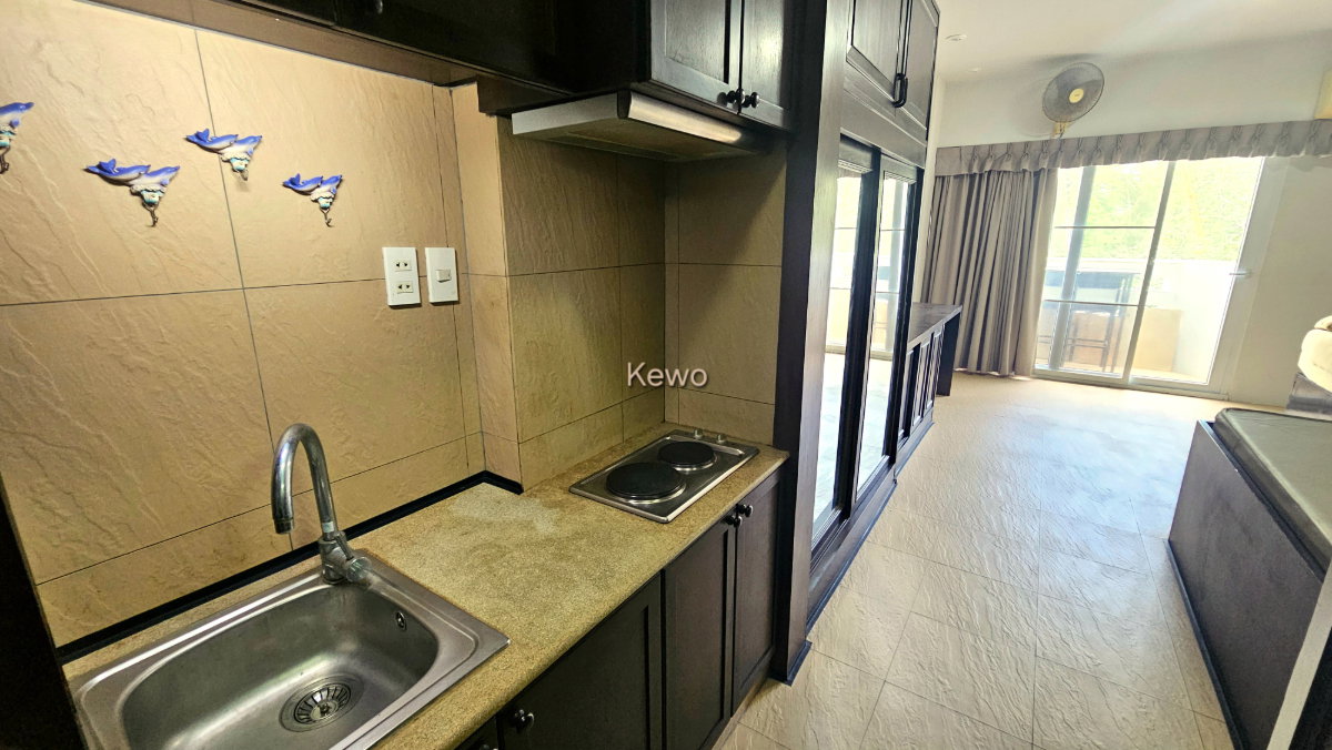 picture Condo direct beach access 36 Sqm need renovation - 11/17