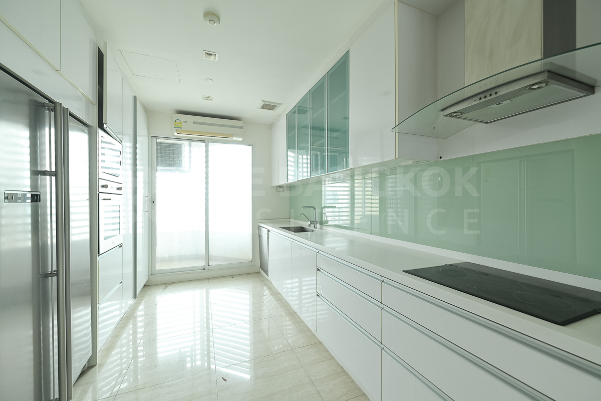 picture Ideal 24 Luxurious Design, Elevated Atmosphere - 3/10