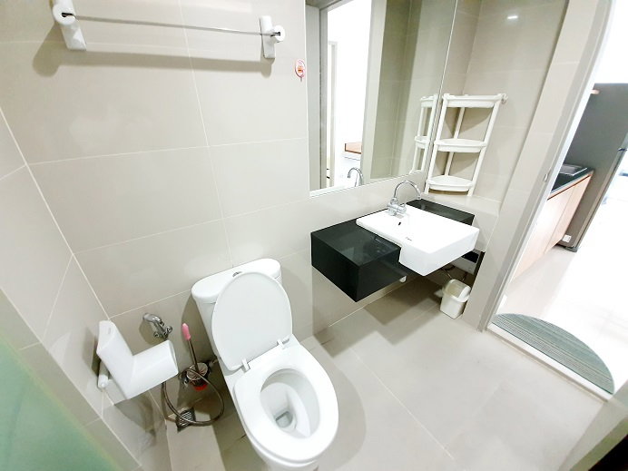 รูป 🔥ให้เช่าถูก🔥 ห้องสภาพใหม่มาก แอร์ใหม่ เตียง King size มีเครื่องซักผ้า ที่ Ideo Blucove Sukhumvit - รูปที่ 6/16