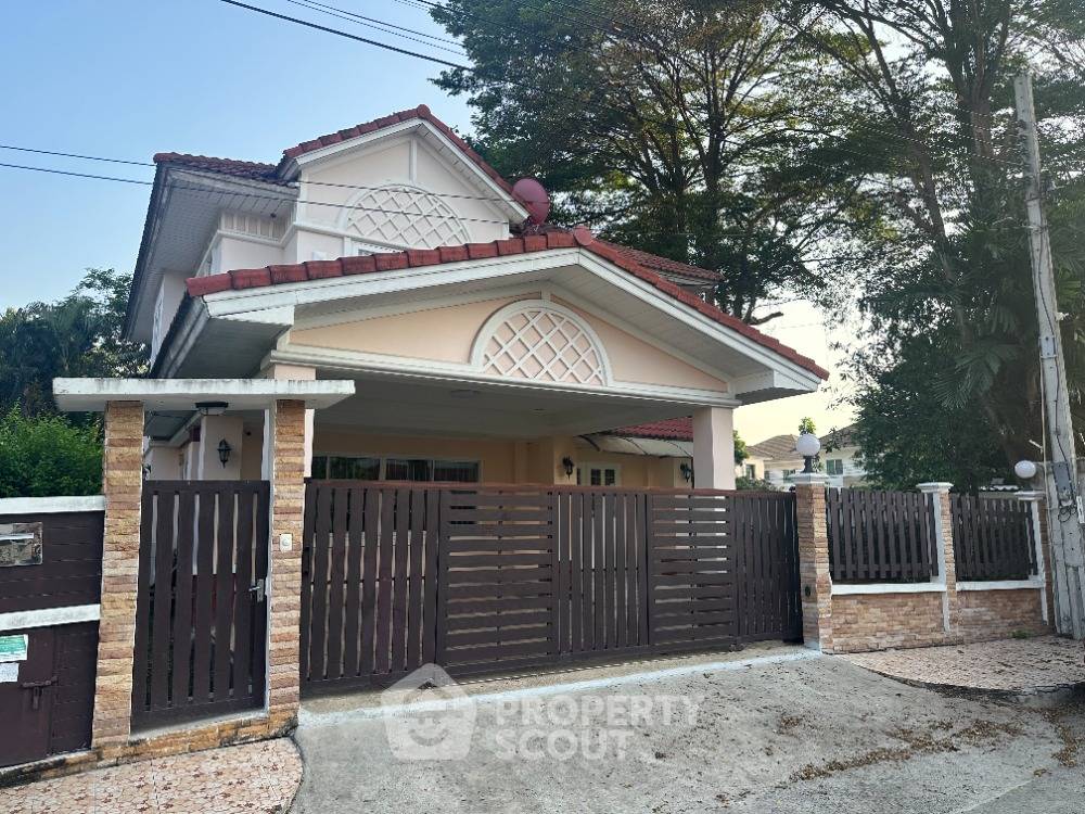 picture 200 Sqm 3-BR House At Perfect Place Ramkhamhaeng 164 (ID 1518428) - 1/11